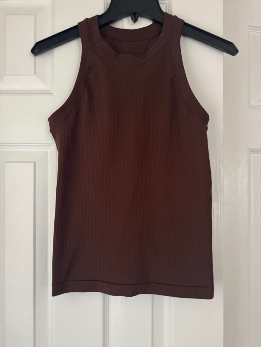 Ribbed Sleeveless Tank Top - Brown